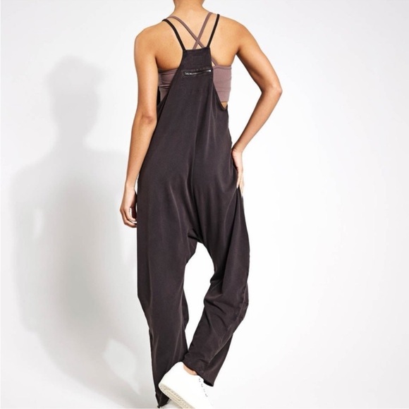 Free People Movement Hot Shot Onesie Jumpsuit Washed Black Size Medium - Picture 15 of 16